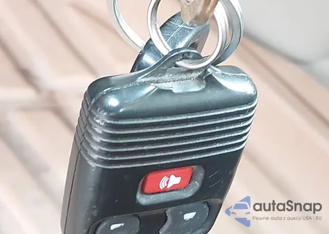 2003 Ford Escape Xls из США, поврежденный, VIN 1FMYU92113KA03043